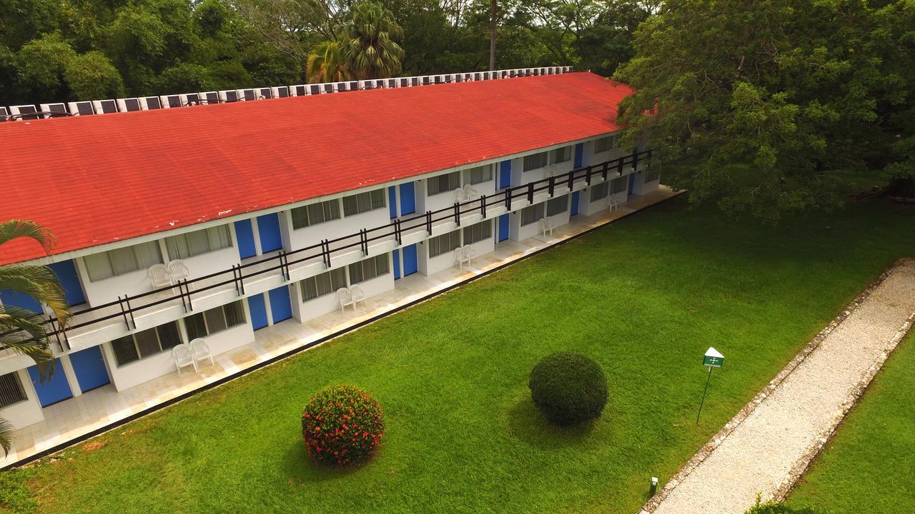 Hotel Misión Palenque Exterior foto